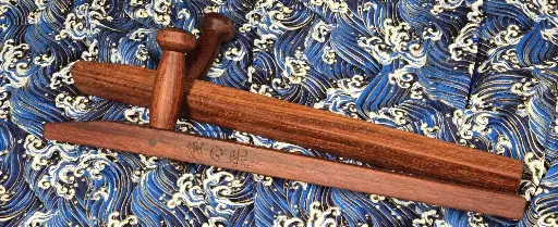 Tonfa